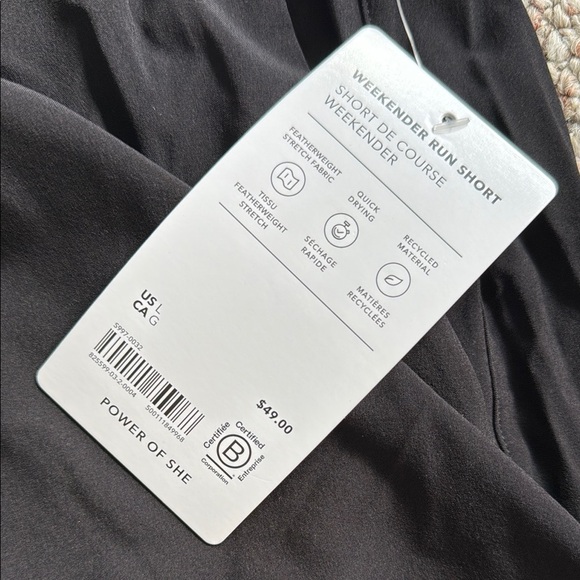 Athleta Weekender Run Short - Picture 2 of 4